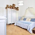 בית נופש 3 Bedroom Cozy In וירג'יו