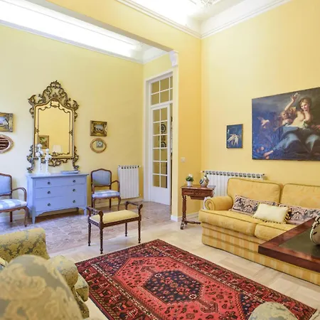 3 Bedroom Gorgeous In Casa de Férias Viareggio