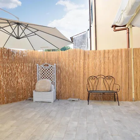 3 Bedroom Gorgeous In * Viareggio