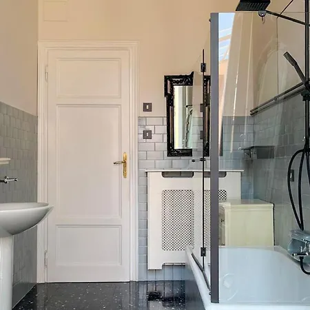 Будинок відпочинку 3 Bedroom Cozy In