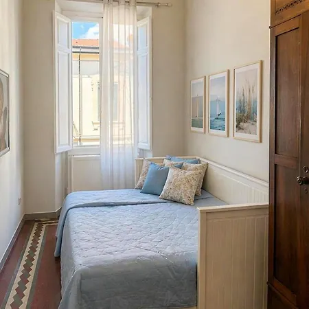 3 Bedroom Cozy In Prázdninový dům