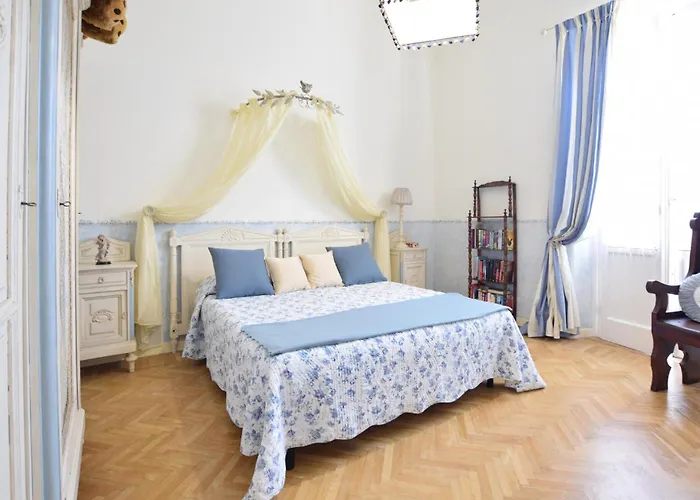 3 Bedroom Gorgeous In * Viareggio