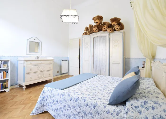 3 Bedroom Gorgeous In * Viareggio